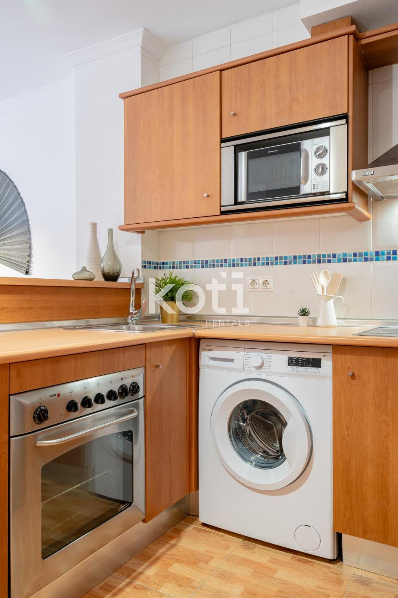 Koti Rentals - Sandy Beach Apartment Fuengirola Exterior photo